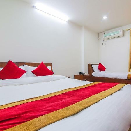 Oyo 358 Hotel Rose Star Kathmandu Esterno foto