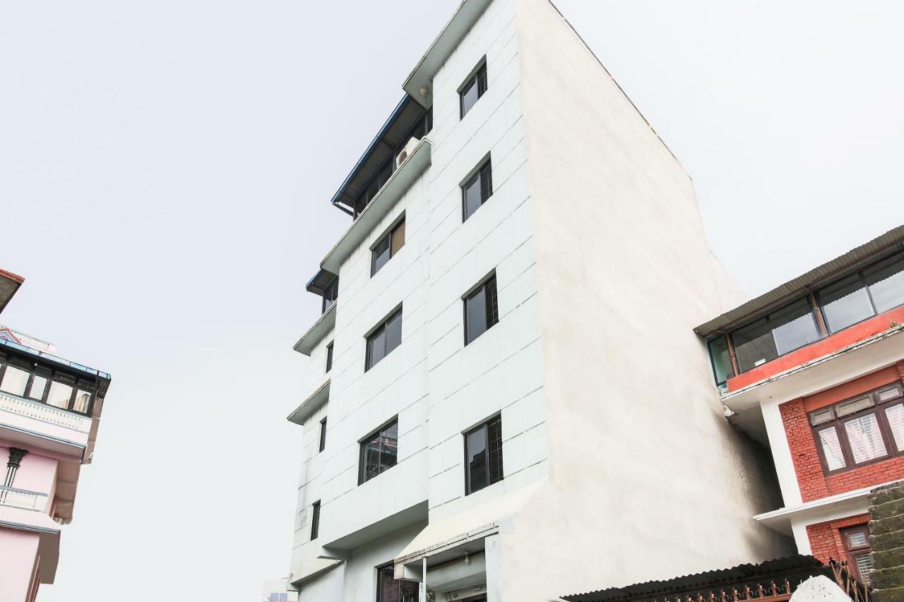 Oyo 358 Hotel Rose Star Kathmandu Esterno foto